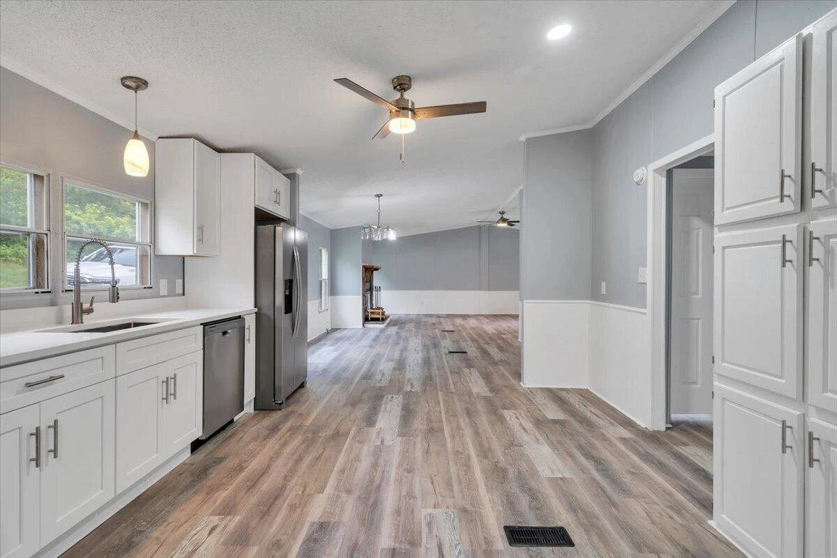 20459 Main ST - Photo 16