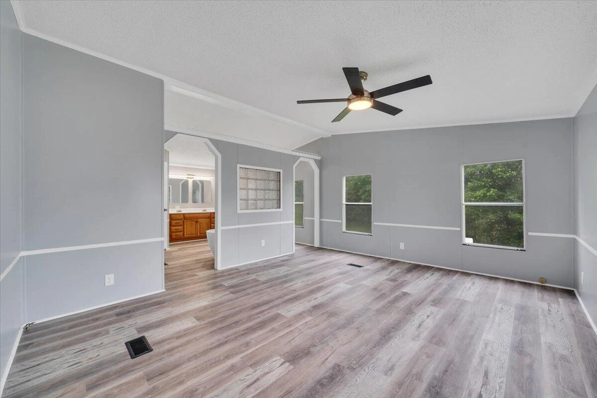 20459 Main ST - Photo 17