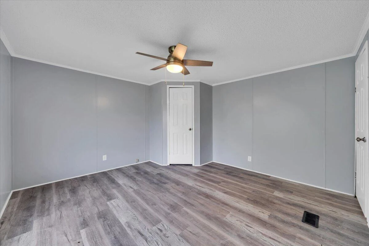 20459 Main ST - Photo 22