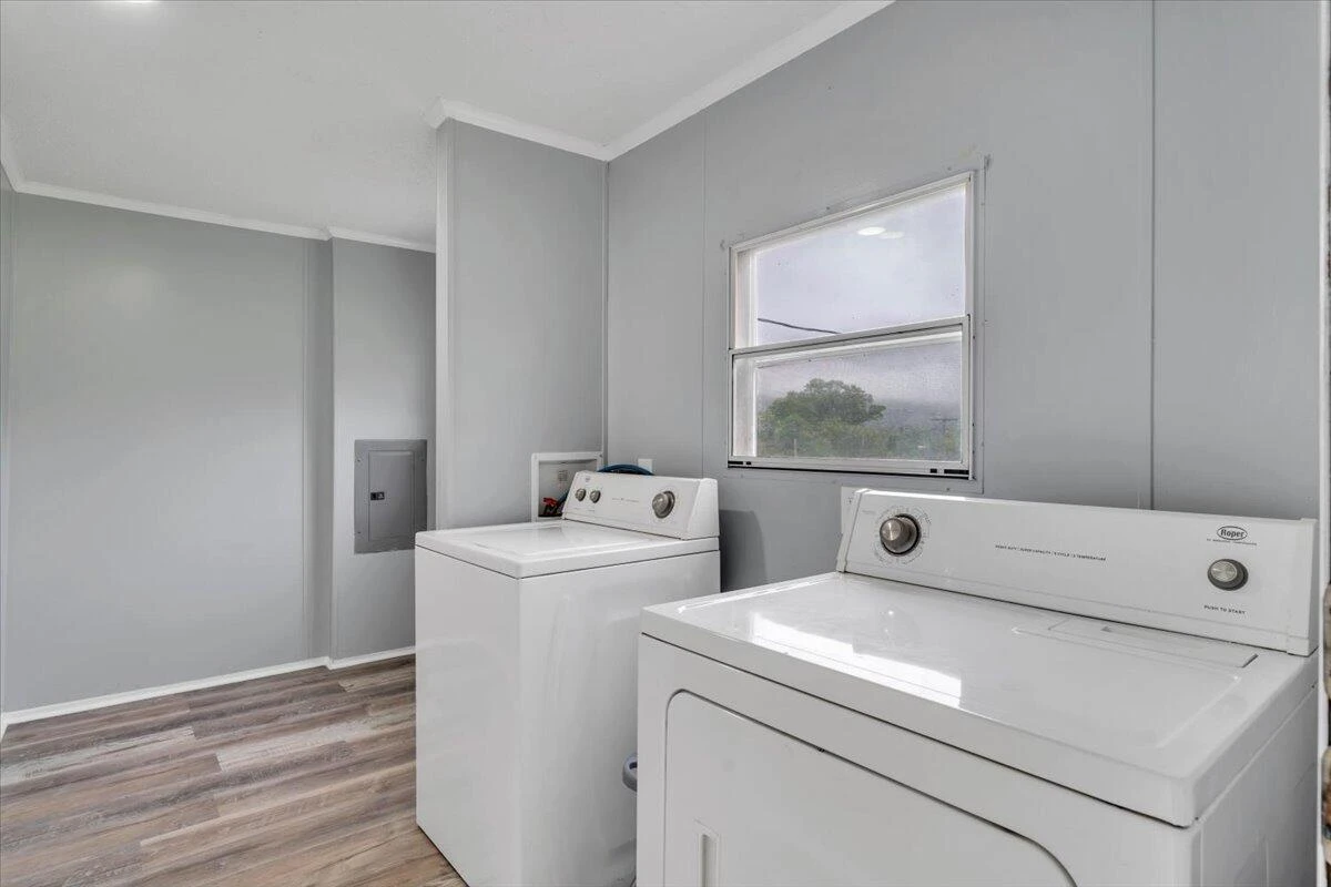 20459 Main ST - Photo 28