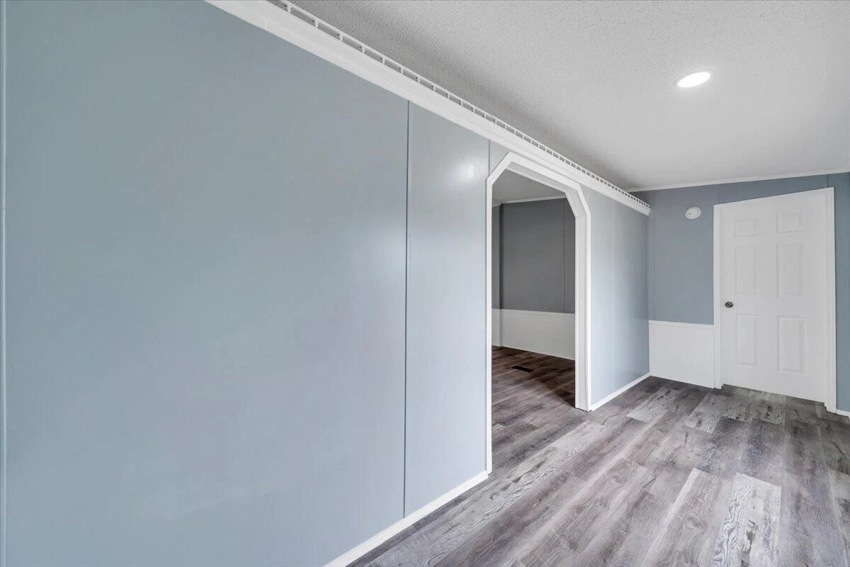20459 Main ST - Photo 5