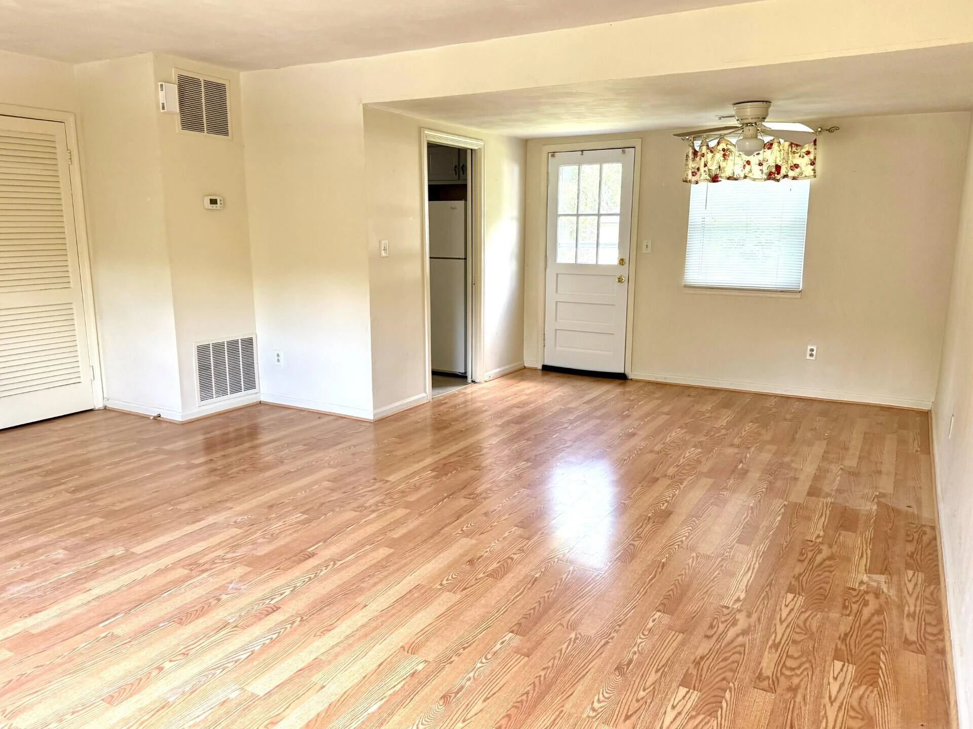1760 Elbert DR ## 1762 - Photo 2