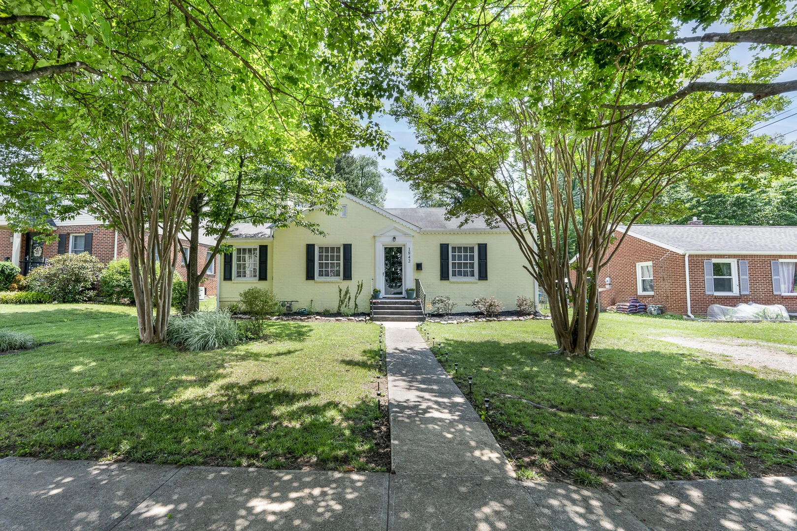 1842 Carlton RD SW - Photo 3