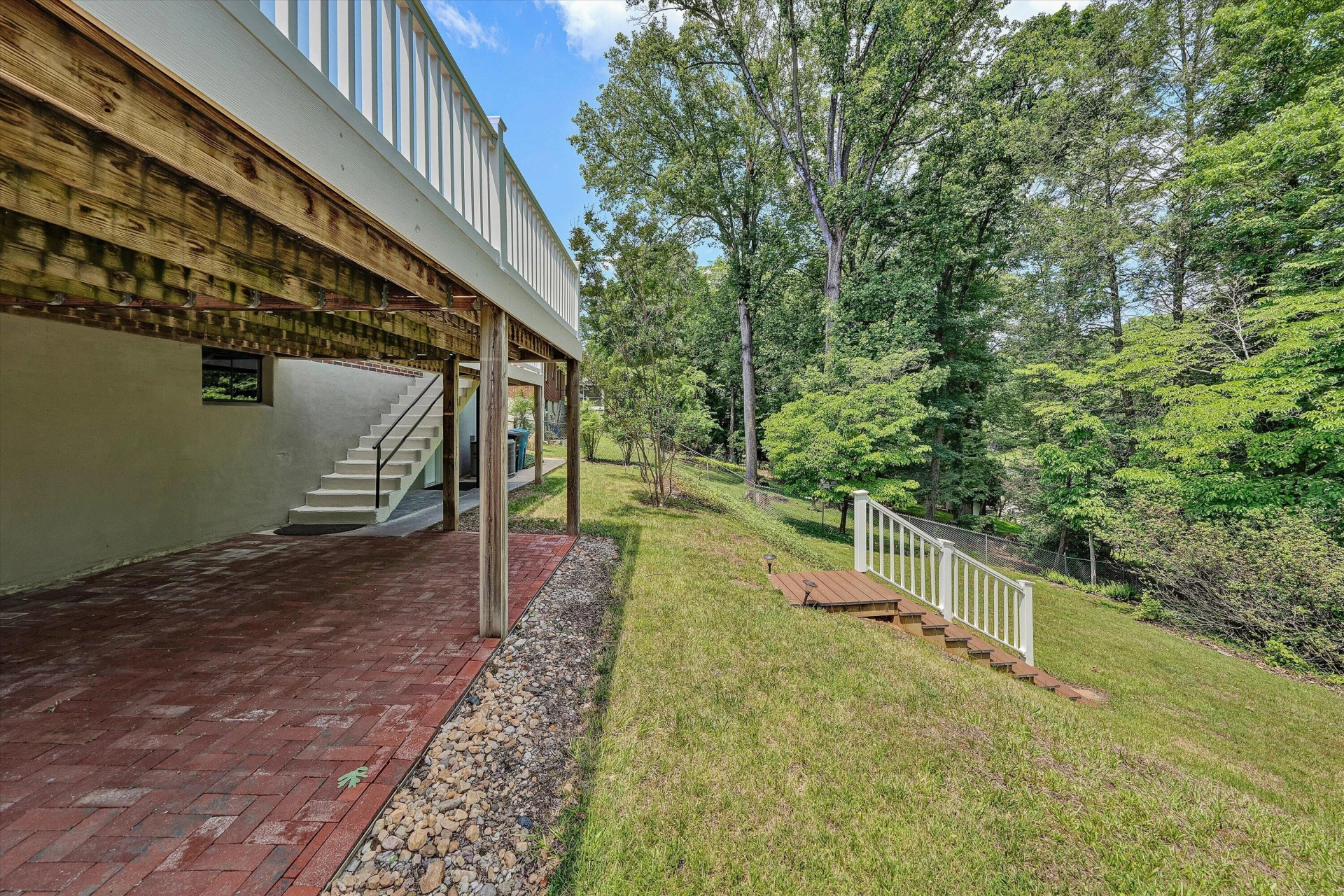 2739 Northview DR SW - Photo 31