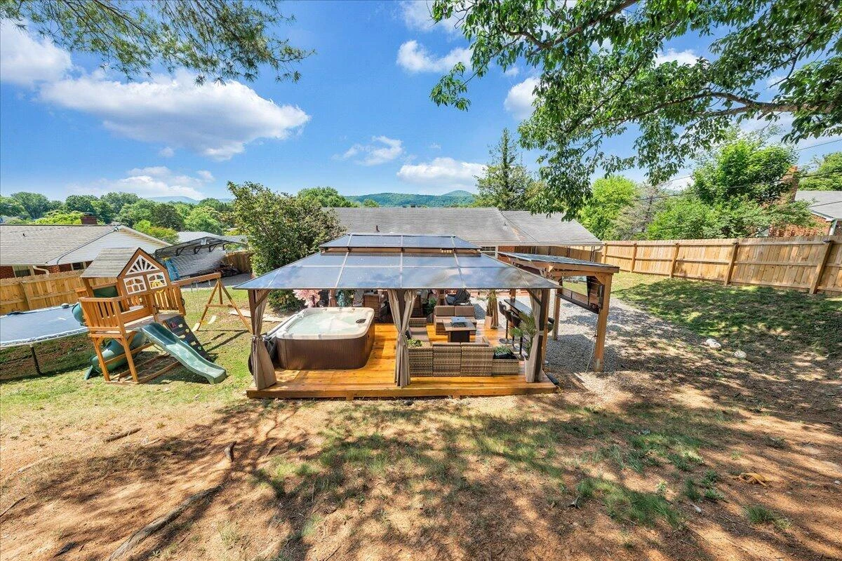 1126 Vivian AVE - Photo 31