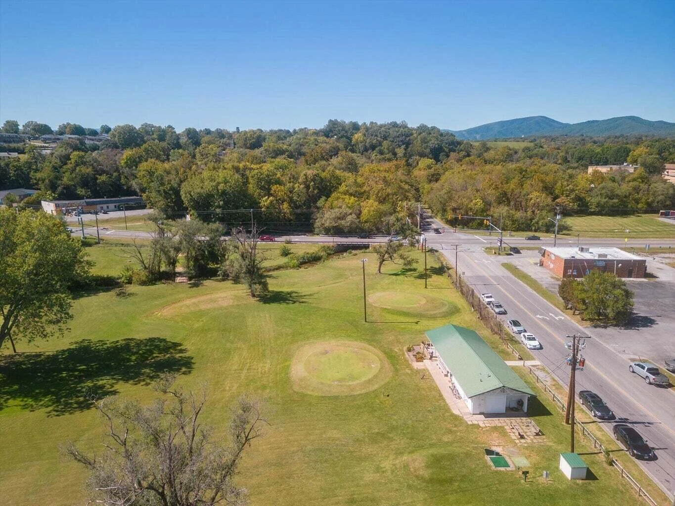 6303 Williamson RD - Photo 3