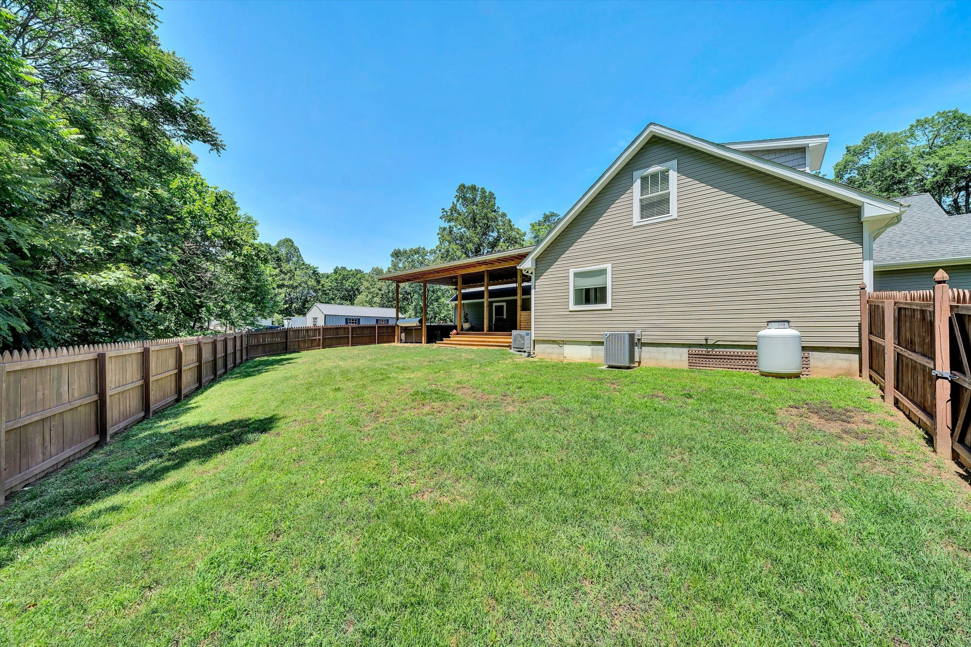 1040 Old Station Loop - Photo 14