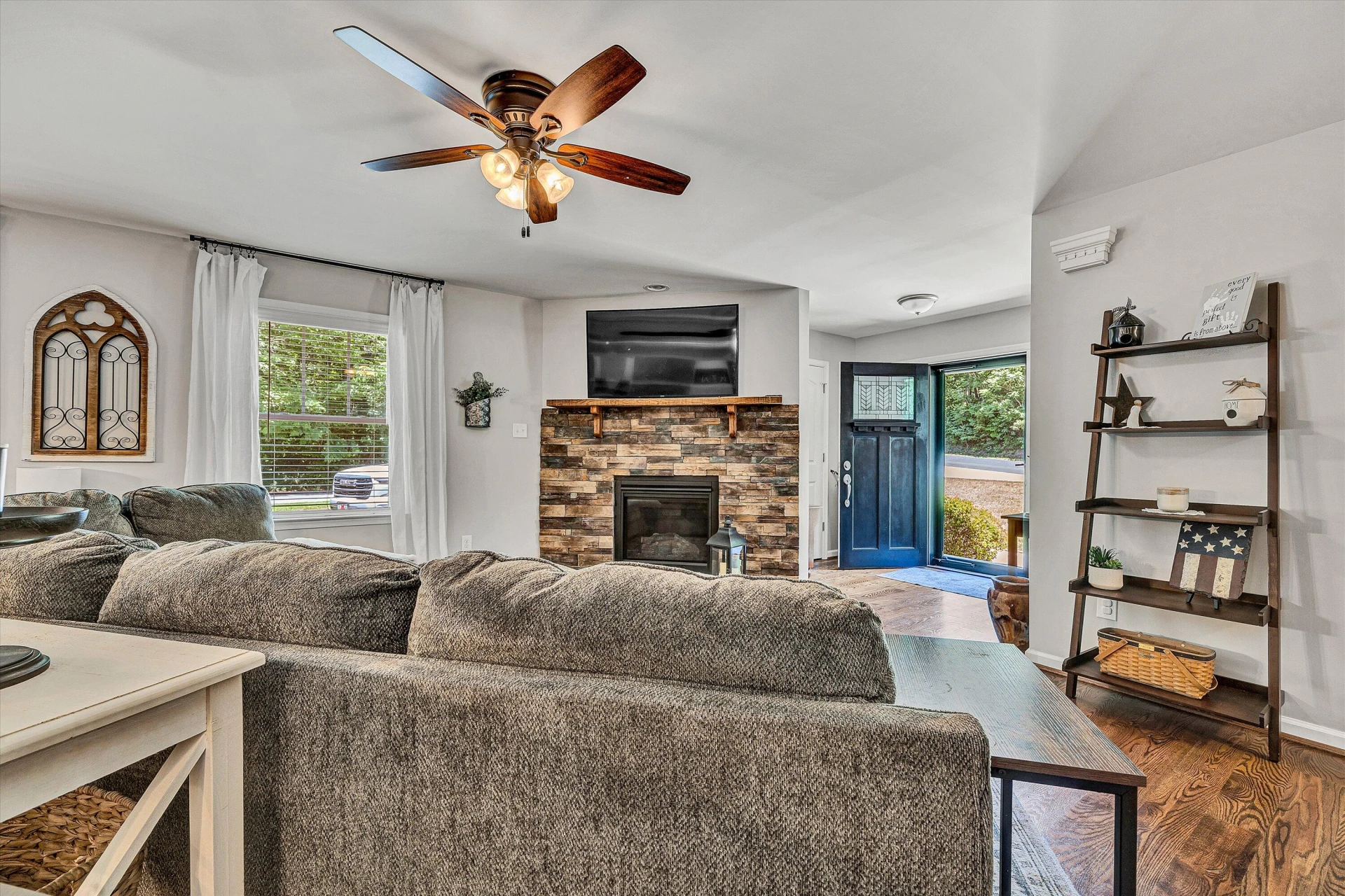 1040 Old Station Loop - Photo 20