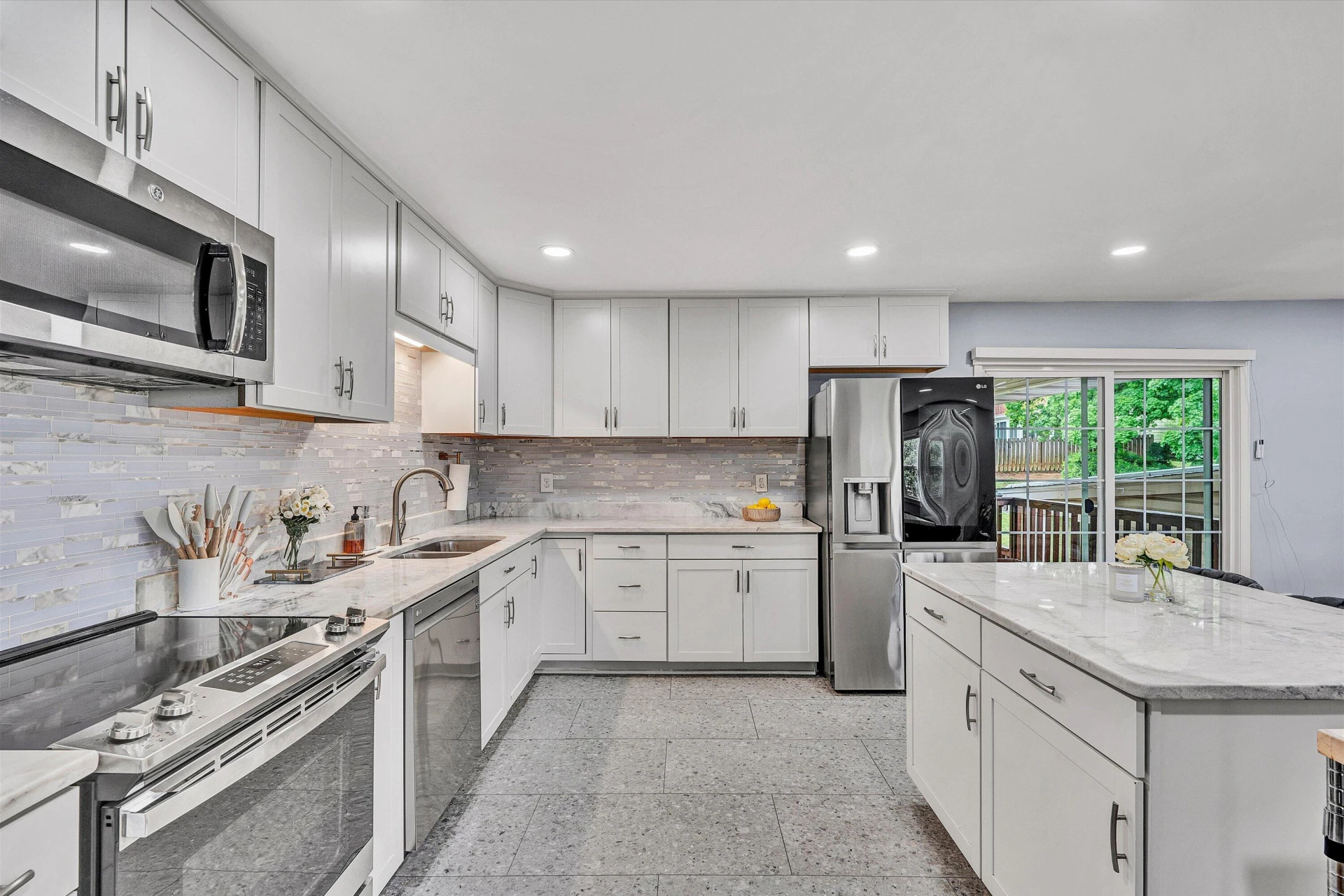 2163 Mill LN - Photo 11