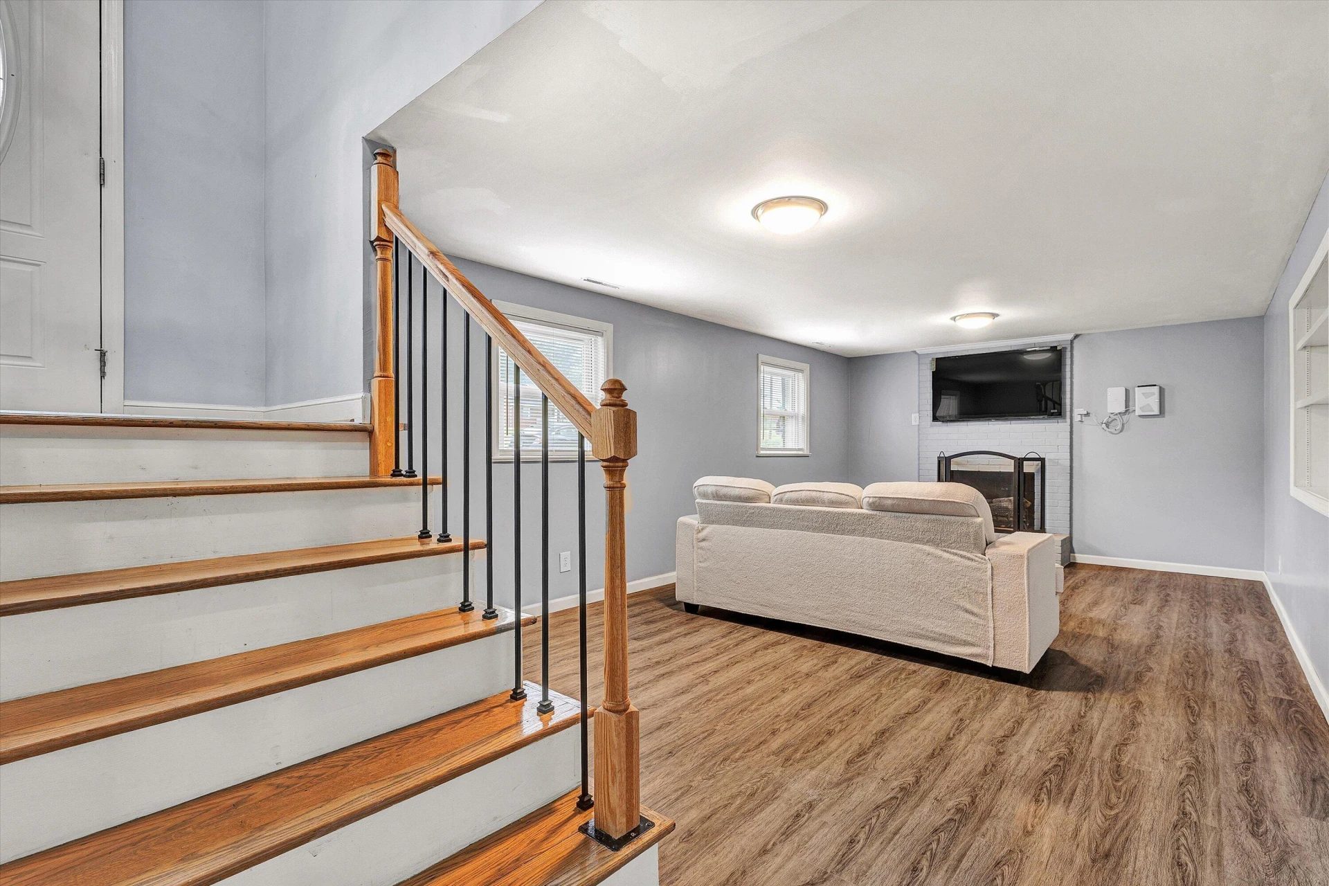 2163 Mill LN - Photo 18