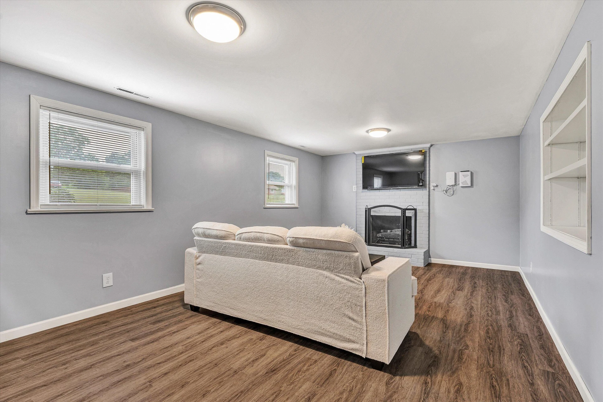 2163 Mill LN - Photo 19