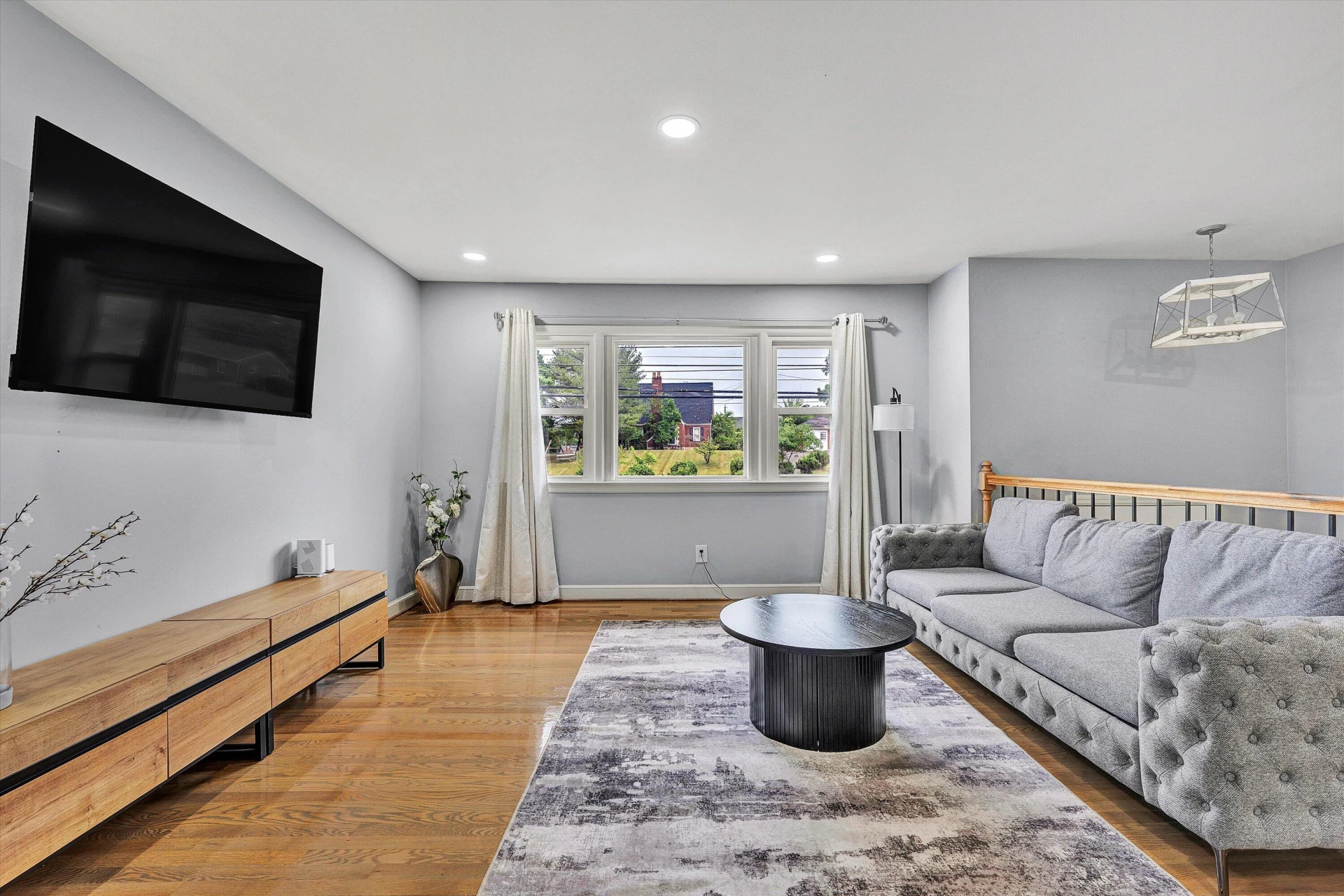2163 Mill LN - Photo 6