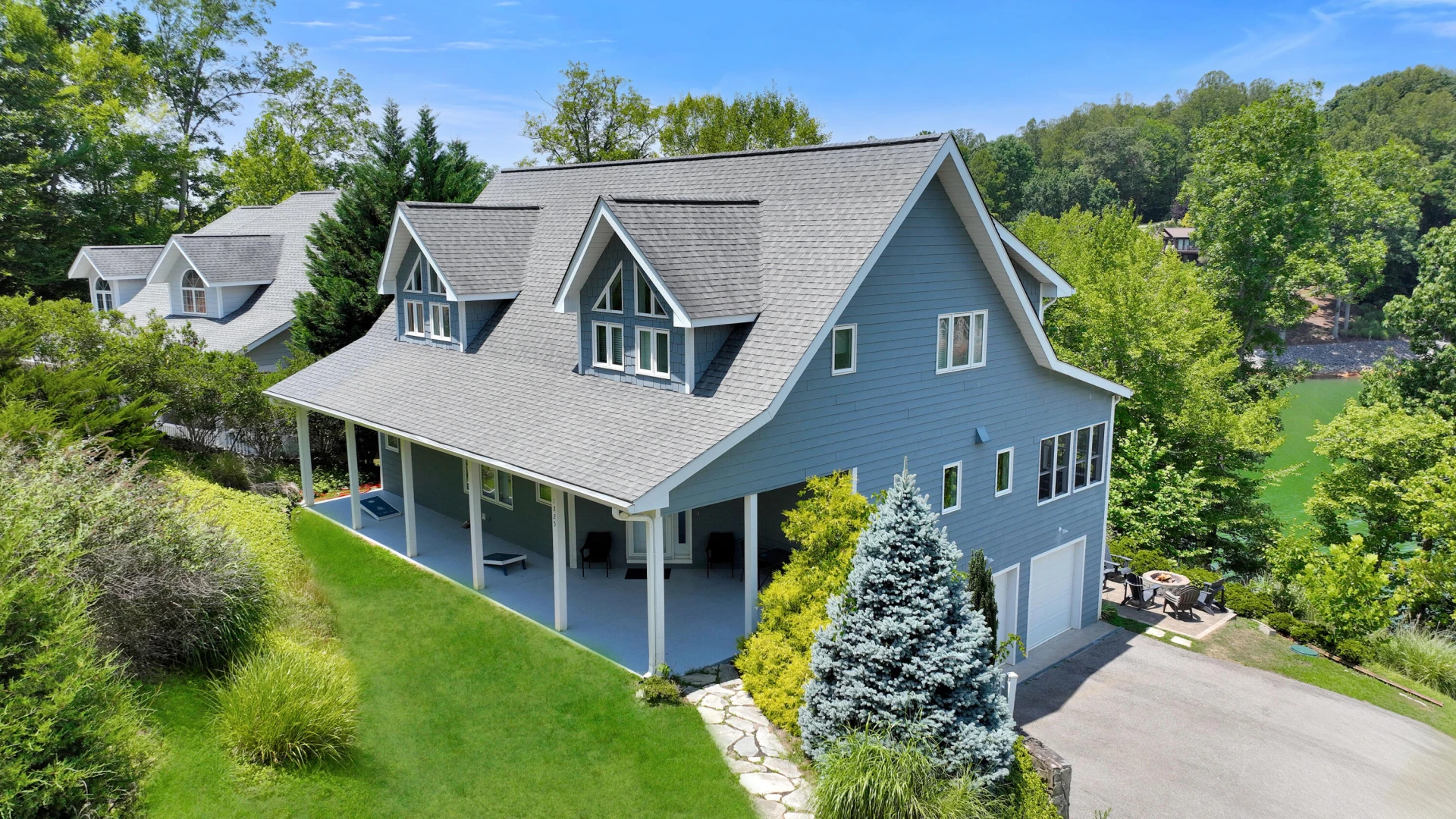 1325 Nicholas LN - Photo 2