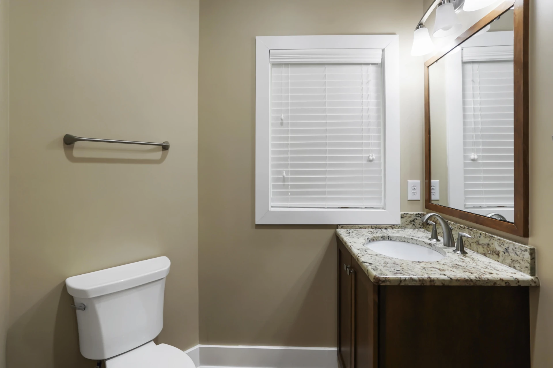 1325 Nicholas LN - Photo 29