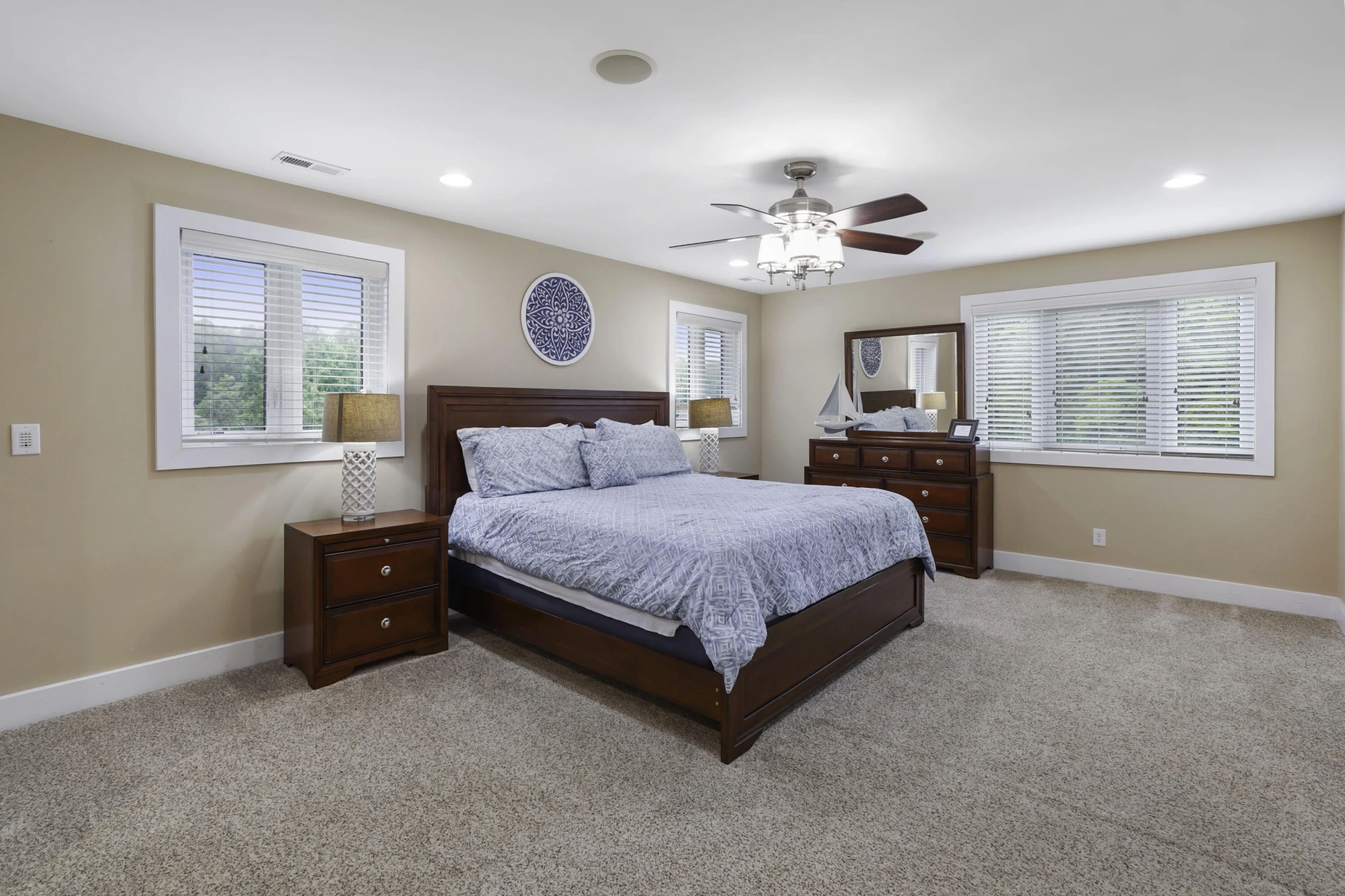 1325 Nicholas LN - Photo 31