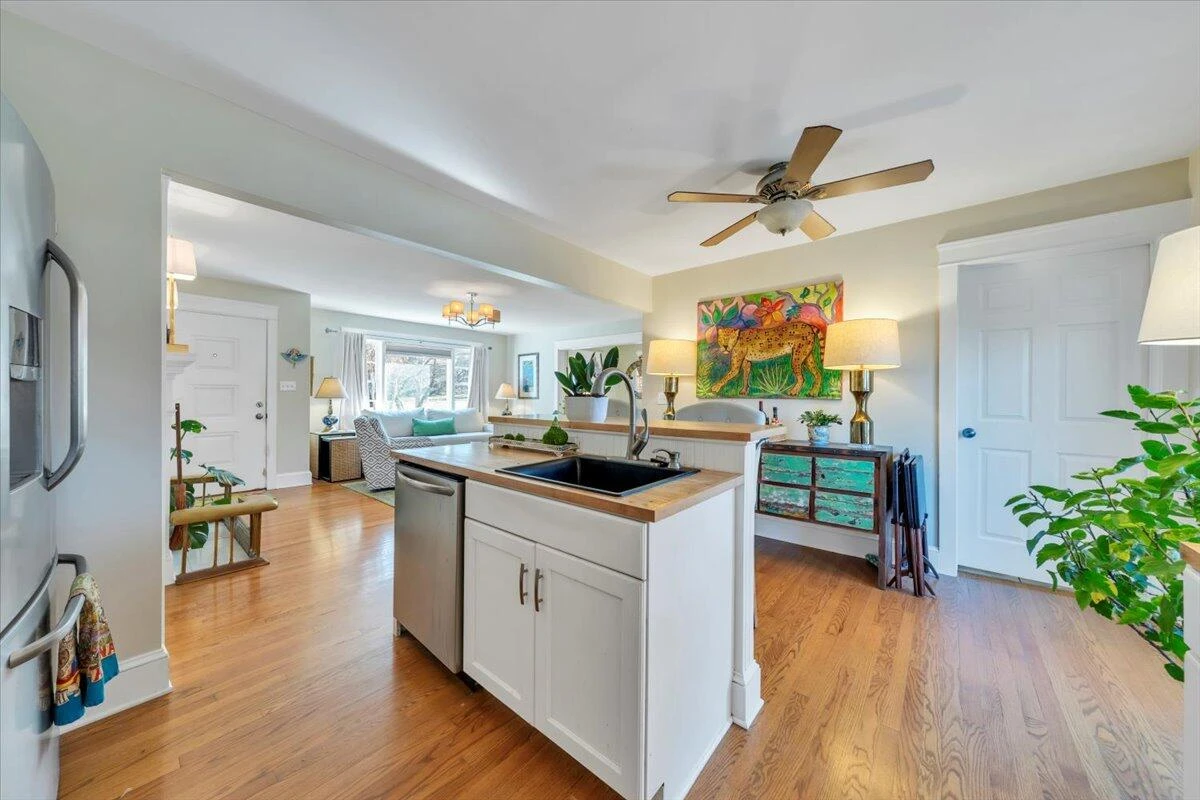 2603 Stephenson AVE SW - Photo 14