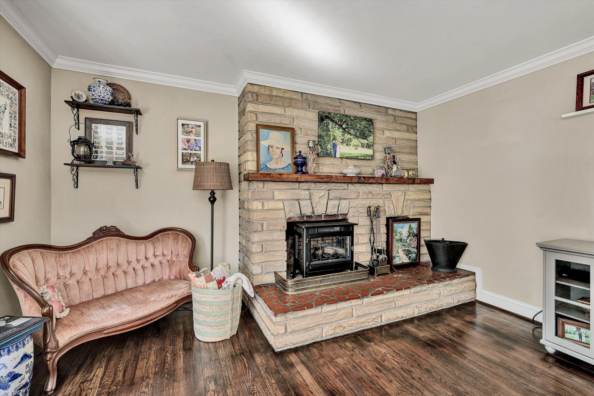 1555 Coopers Cove RD - Photo 12