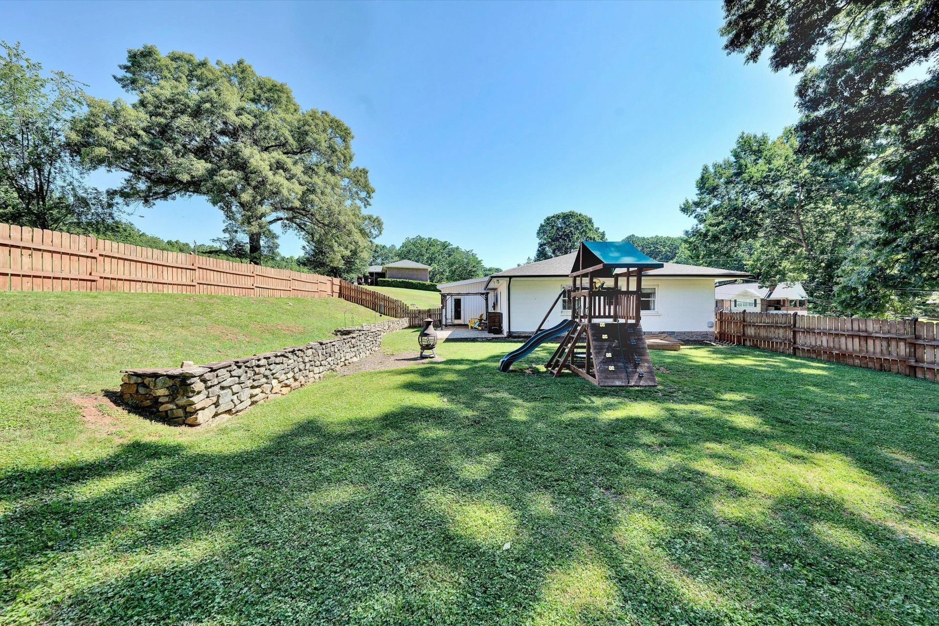 1555 Coopers Cove RD - Photo 37