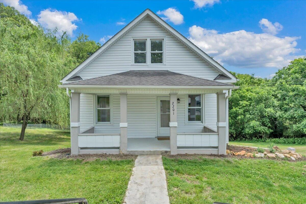 2201 Riverdale RD SE