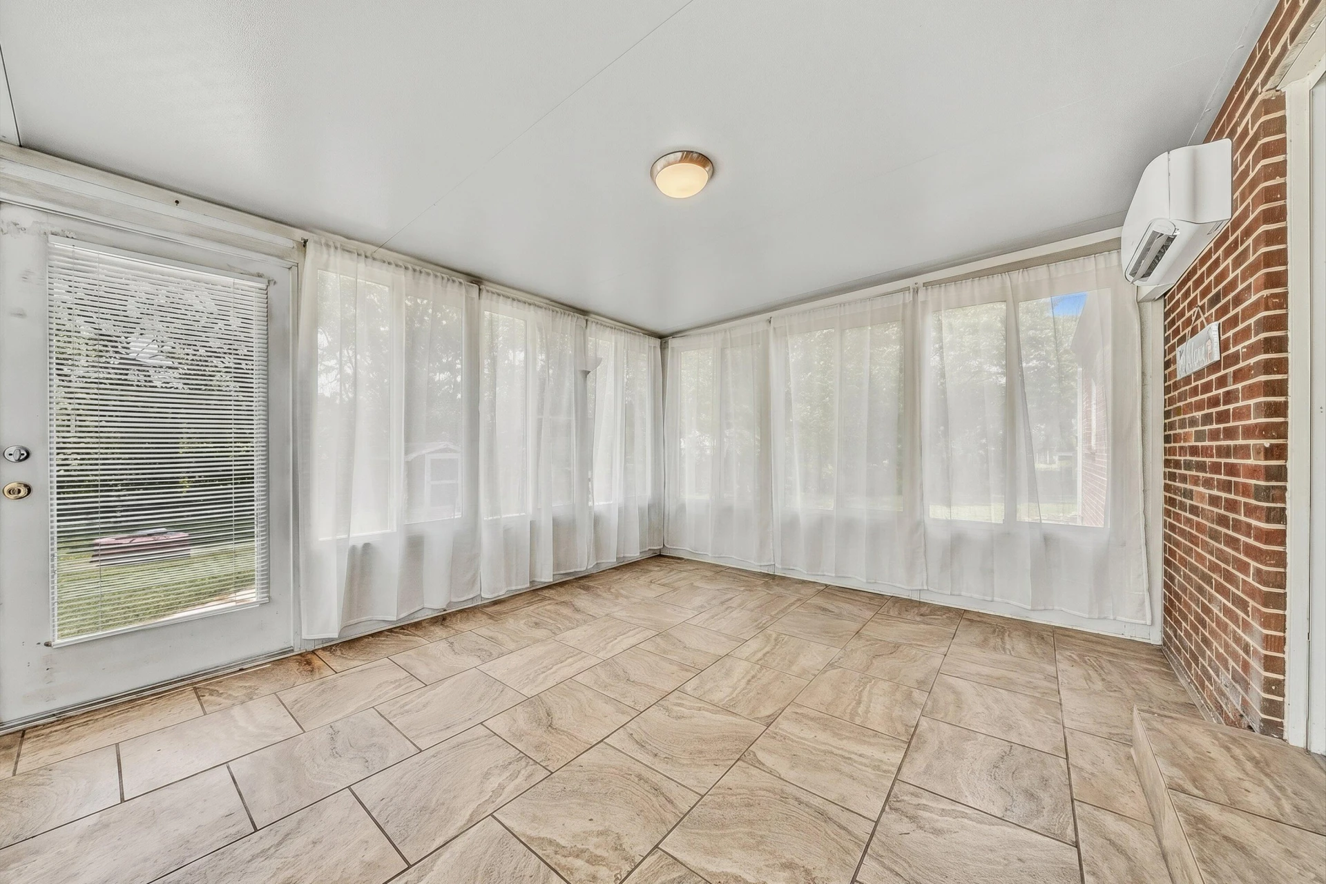 4702 Desi RD NW - Photo 12