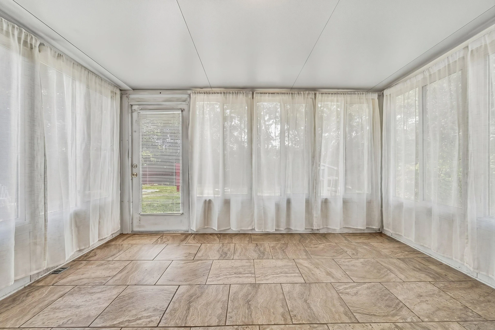 4702 Desi RD NW - Photo 13