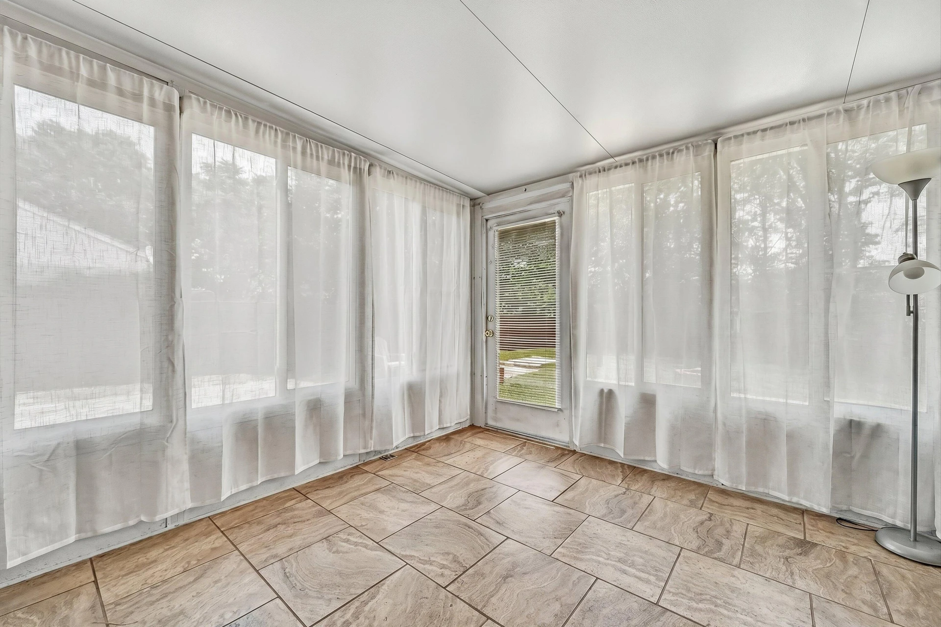 4702 Desi RD NW - Photo 14