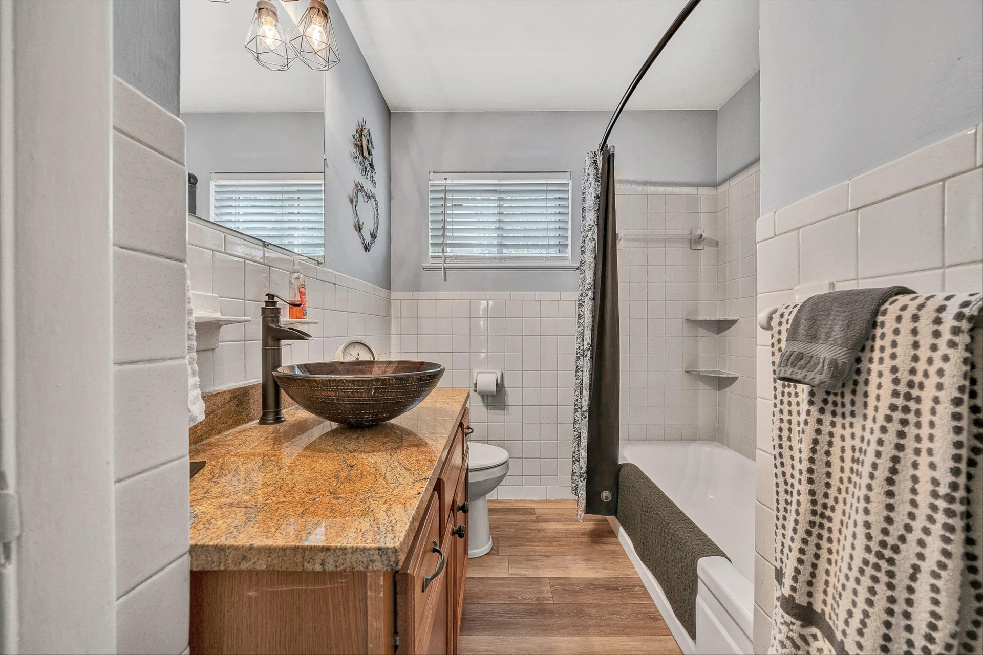 4702 Desi RD NW - Photo 21