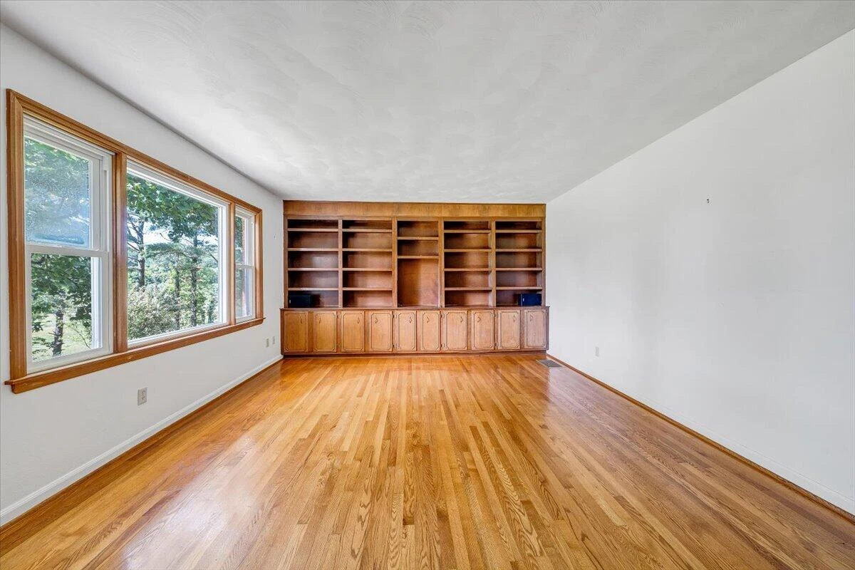 9947 Slings Gap RD - Photo 12