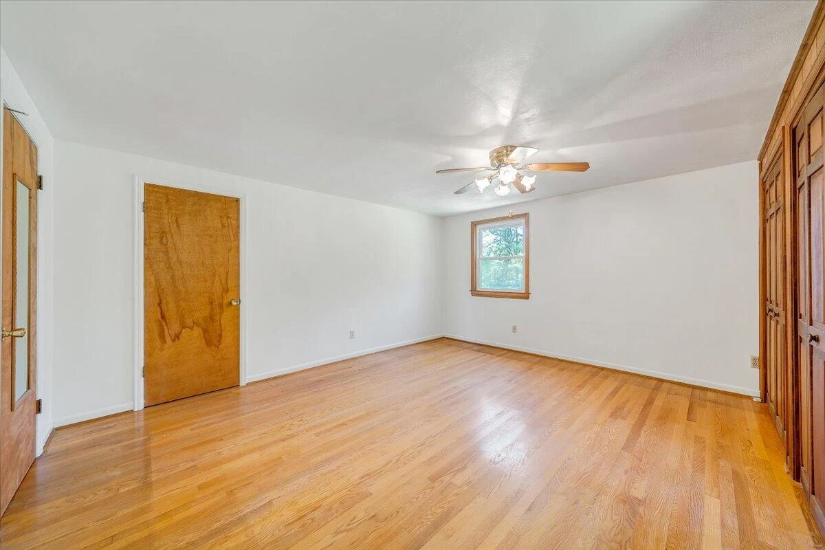 9947 Slings Gap RD - Photo 20