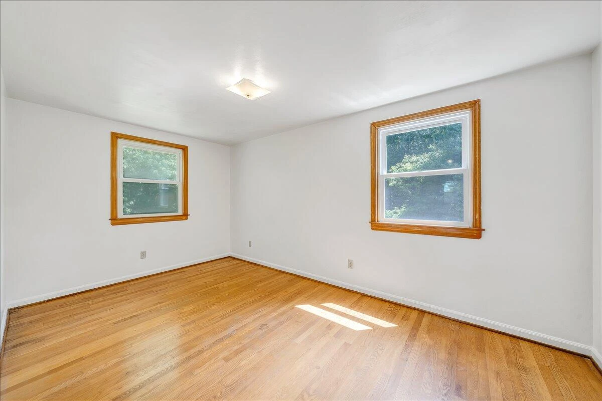 9947 Slings Gap RD - Photo 21