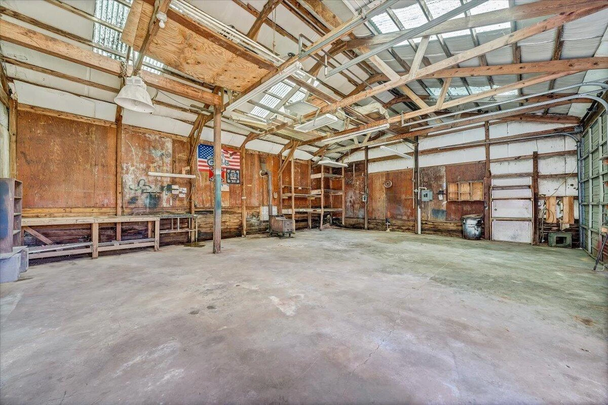 9947 Slings Gap RD - Photo 44