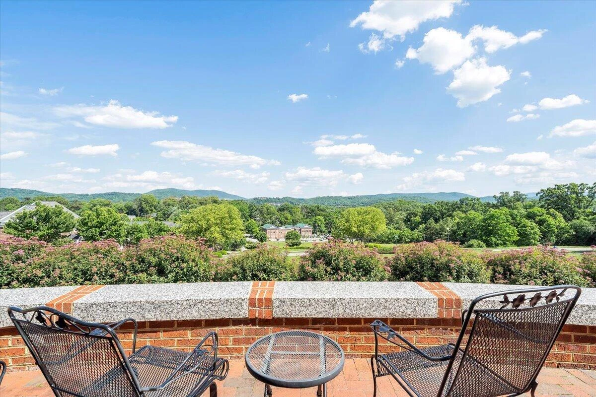 3917 Colonial Green CIR SW - Photo 28