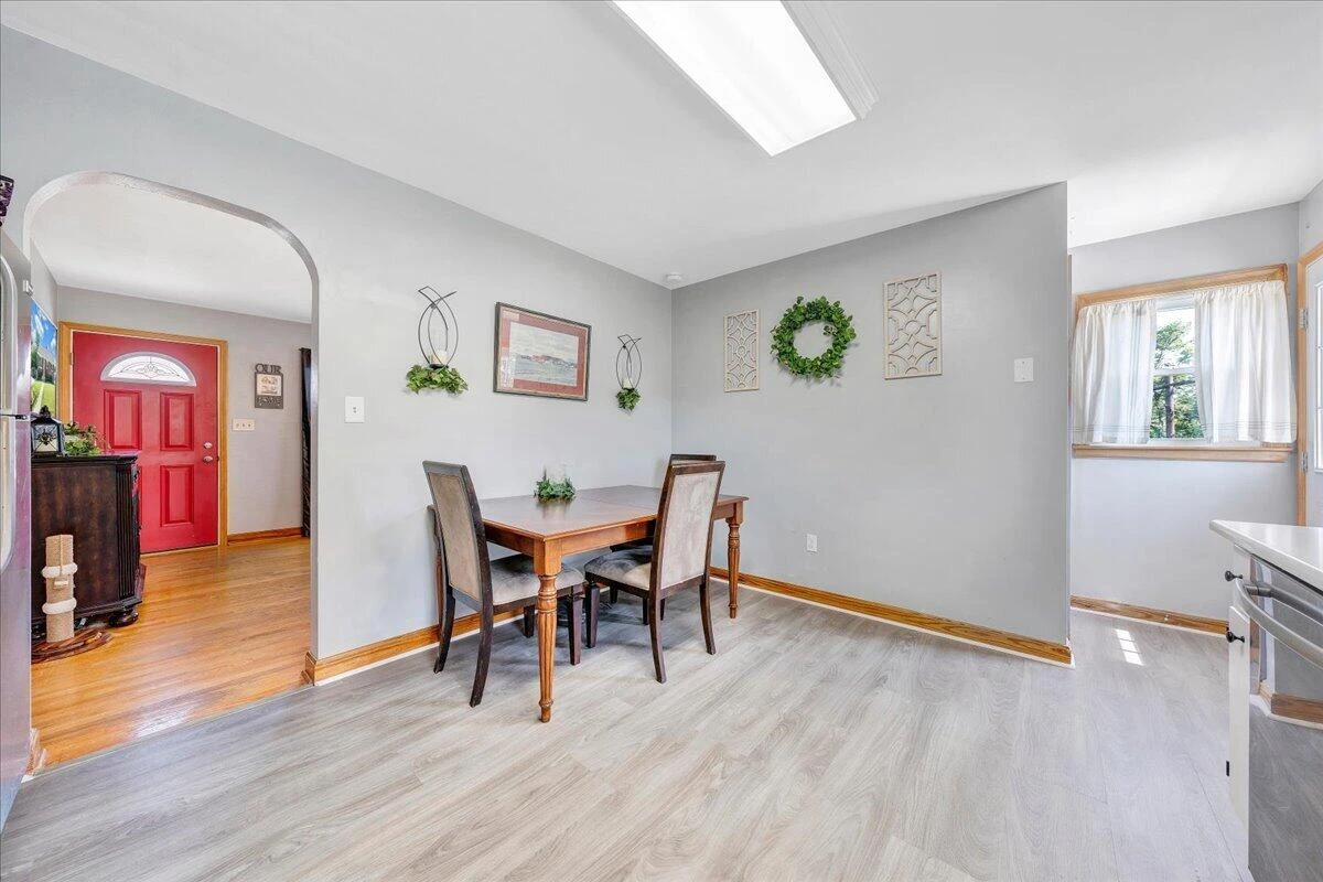 301 Lynn Haven CIR - Photo 10