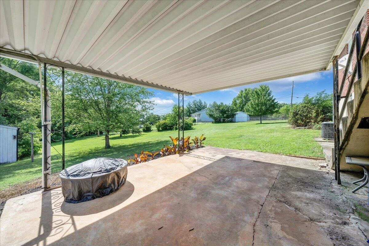 301 Lynn Haven CIR - Photo 26