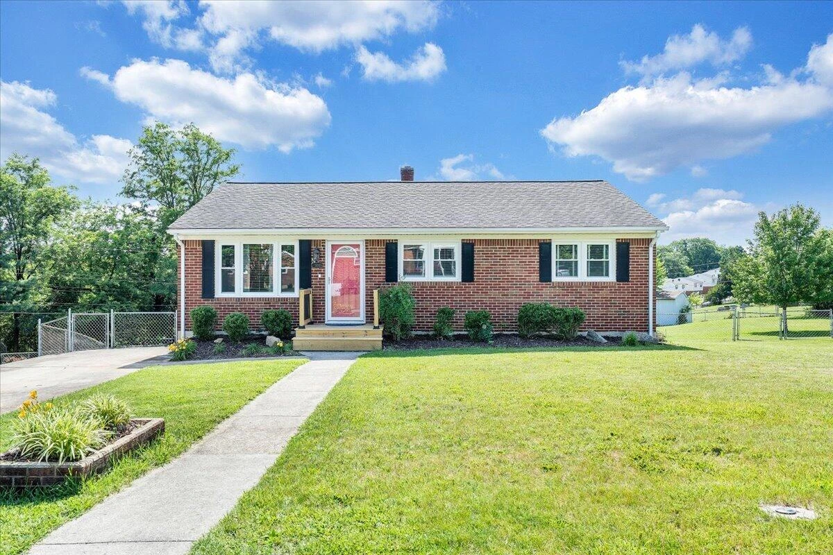 301 Lynn Haven CIR - Photo 37