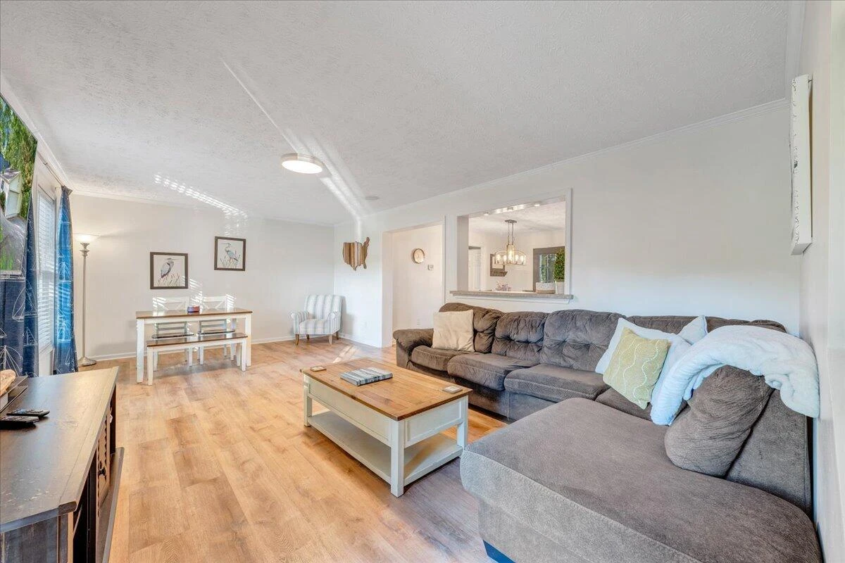 1211 Pats DR - Photo 25