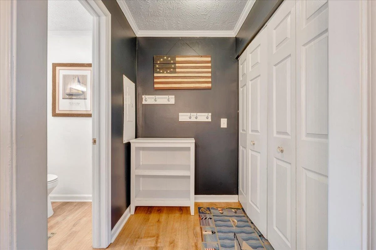 1211 Pats DR - Photo 27