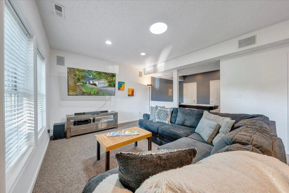 1211 Pats DR - Photo 48