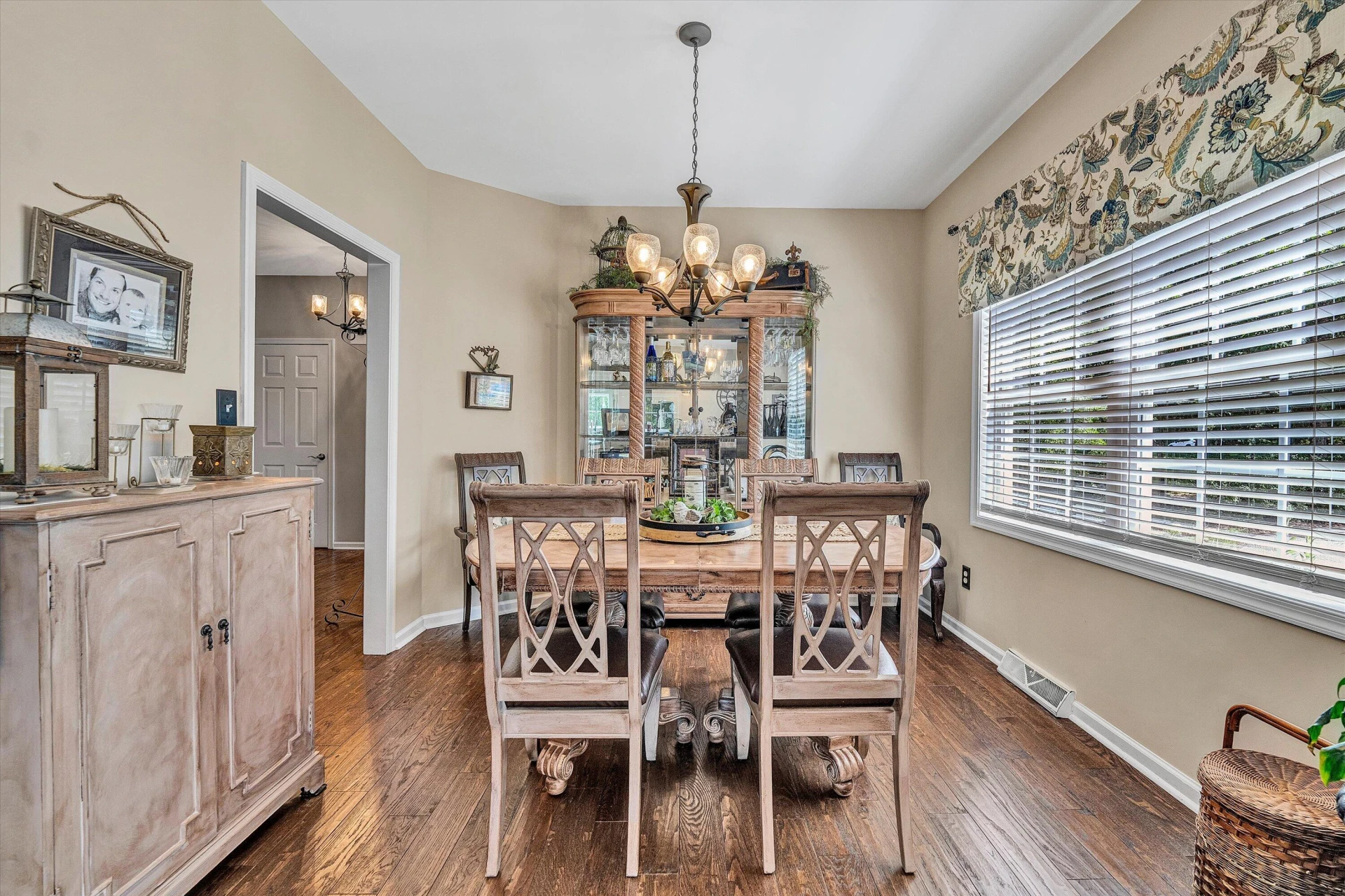 201 Spyglass LN - Photo 21