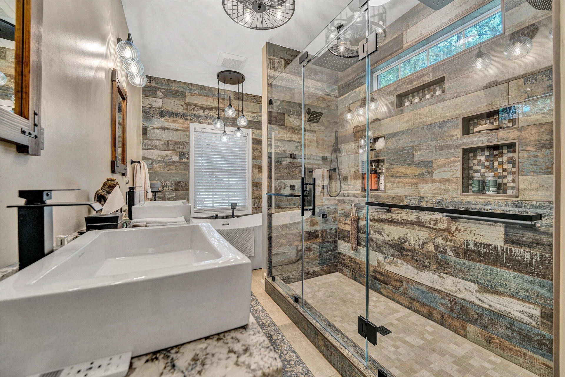 201 Spyglass LN - Photo 28