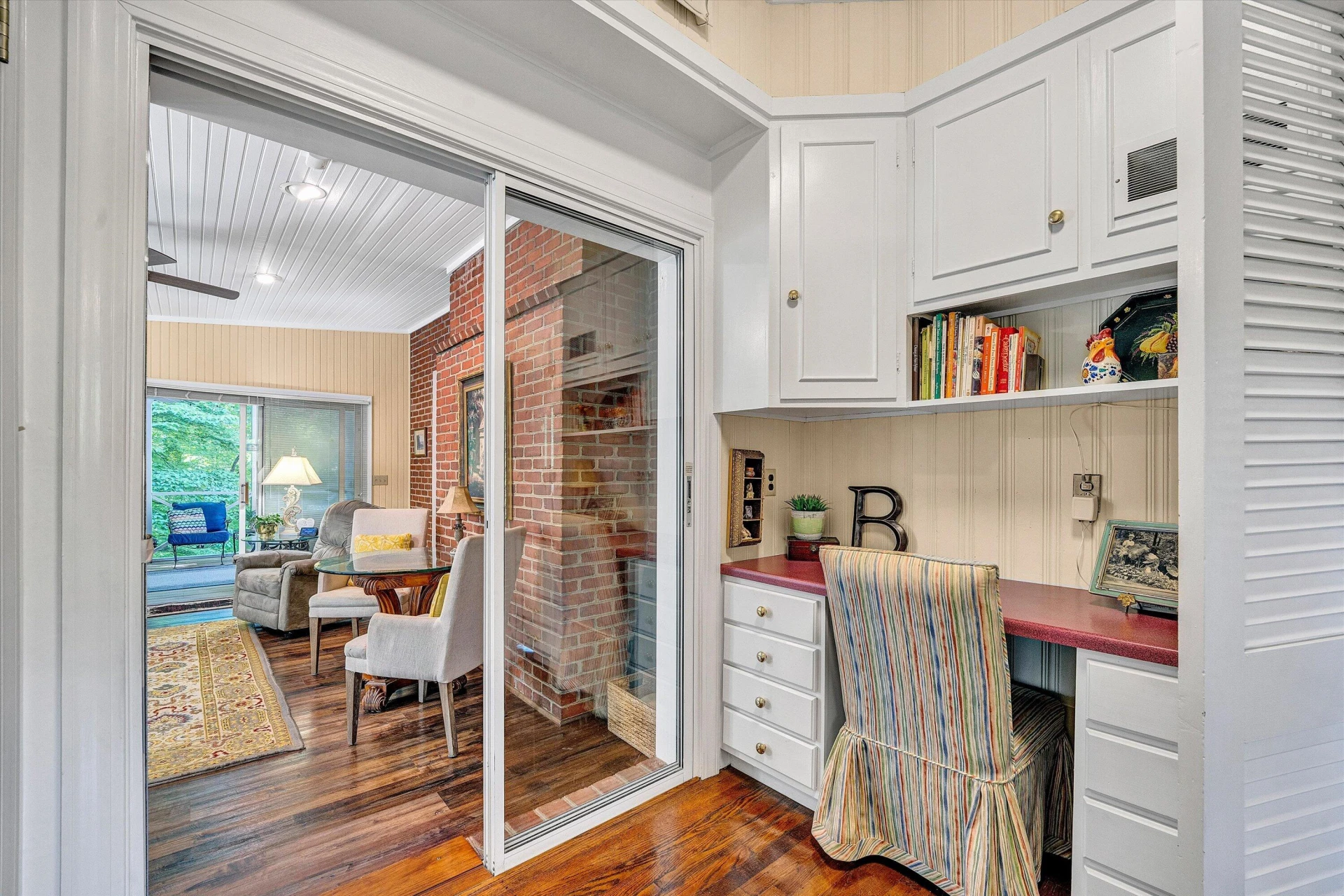1307 Valley View RD - Photo 15