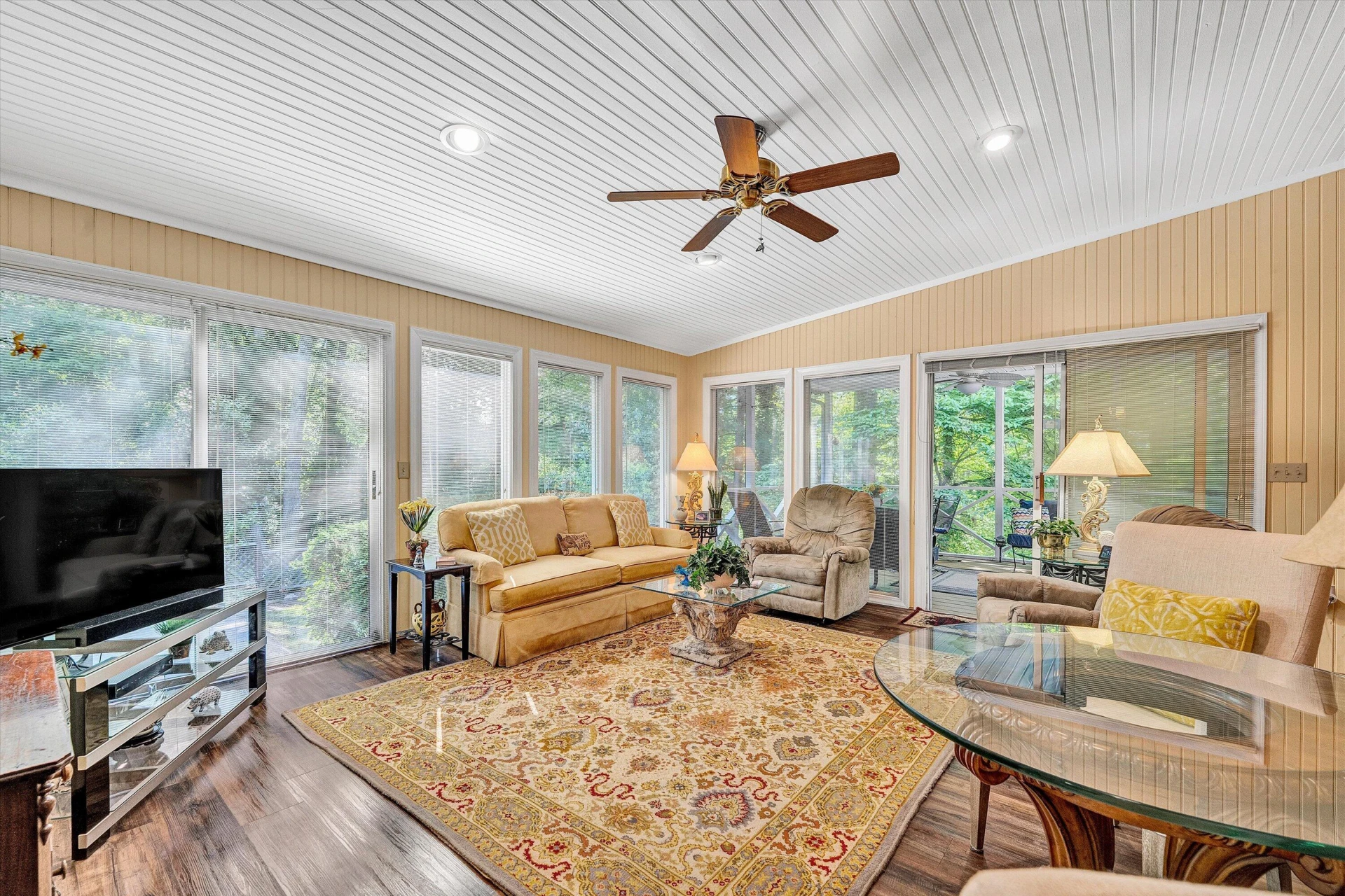 1307 Valley View RD - Photo 16