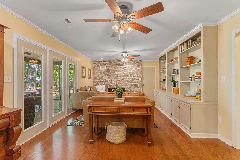 1546 Wanaga Way DR - Photo 2