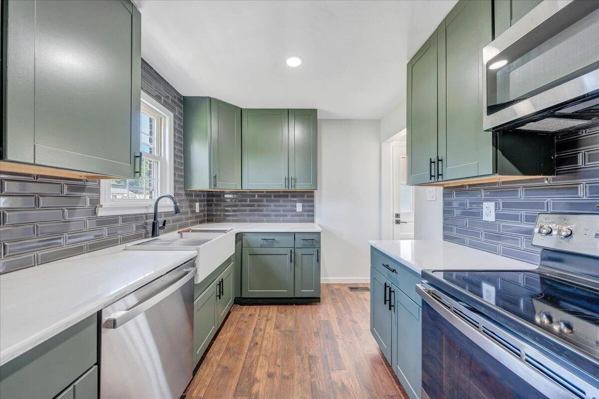 2438 Churchill DR NW - Photo 10