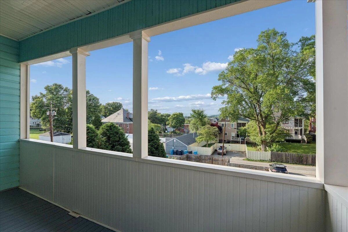 435 Elm AVE SW - Photo 25