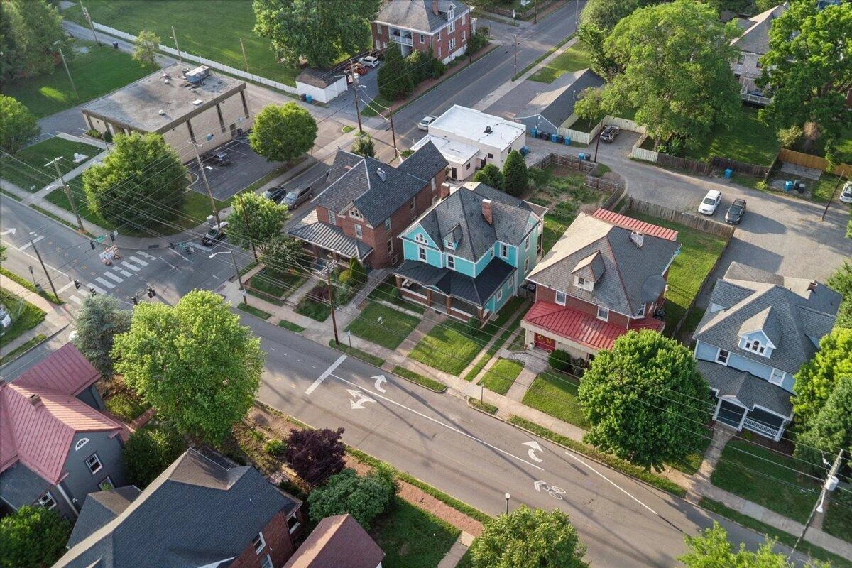 435 Elm AVE SW - Photo 28