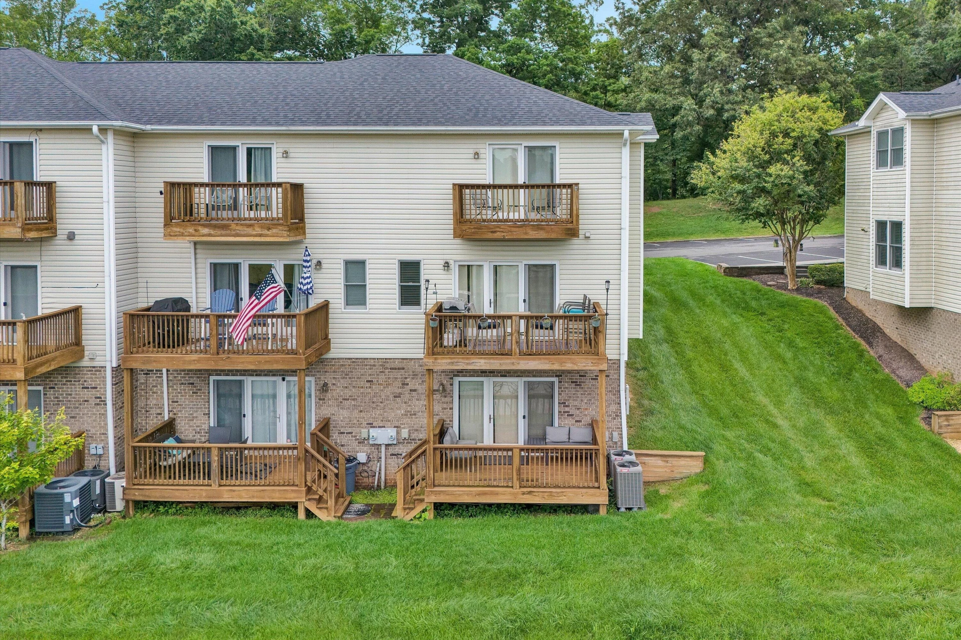 375 Cambridge CT #B1 - Photo 34