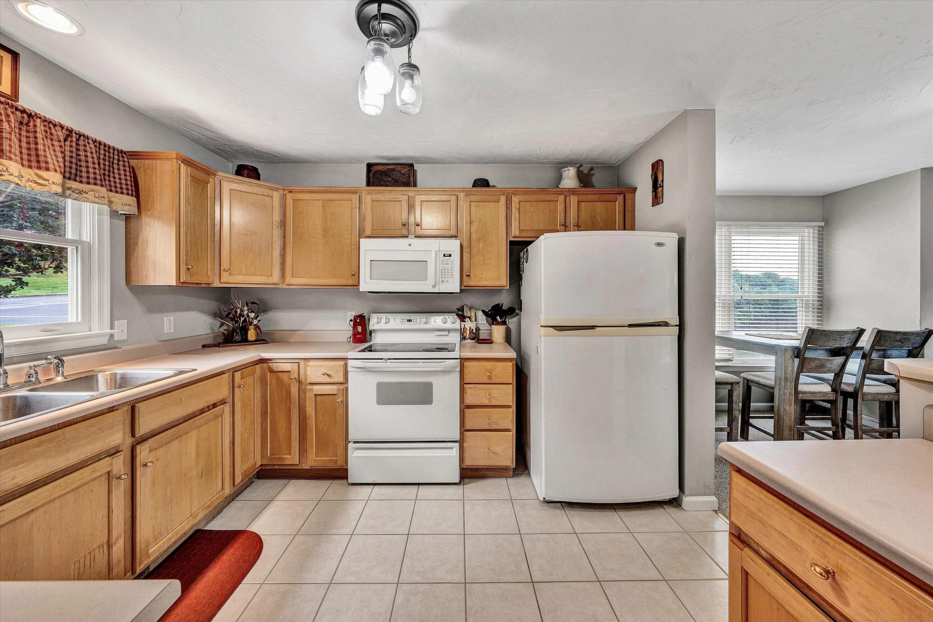 375 Cambridge CT #B1 - Photo 4