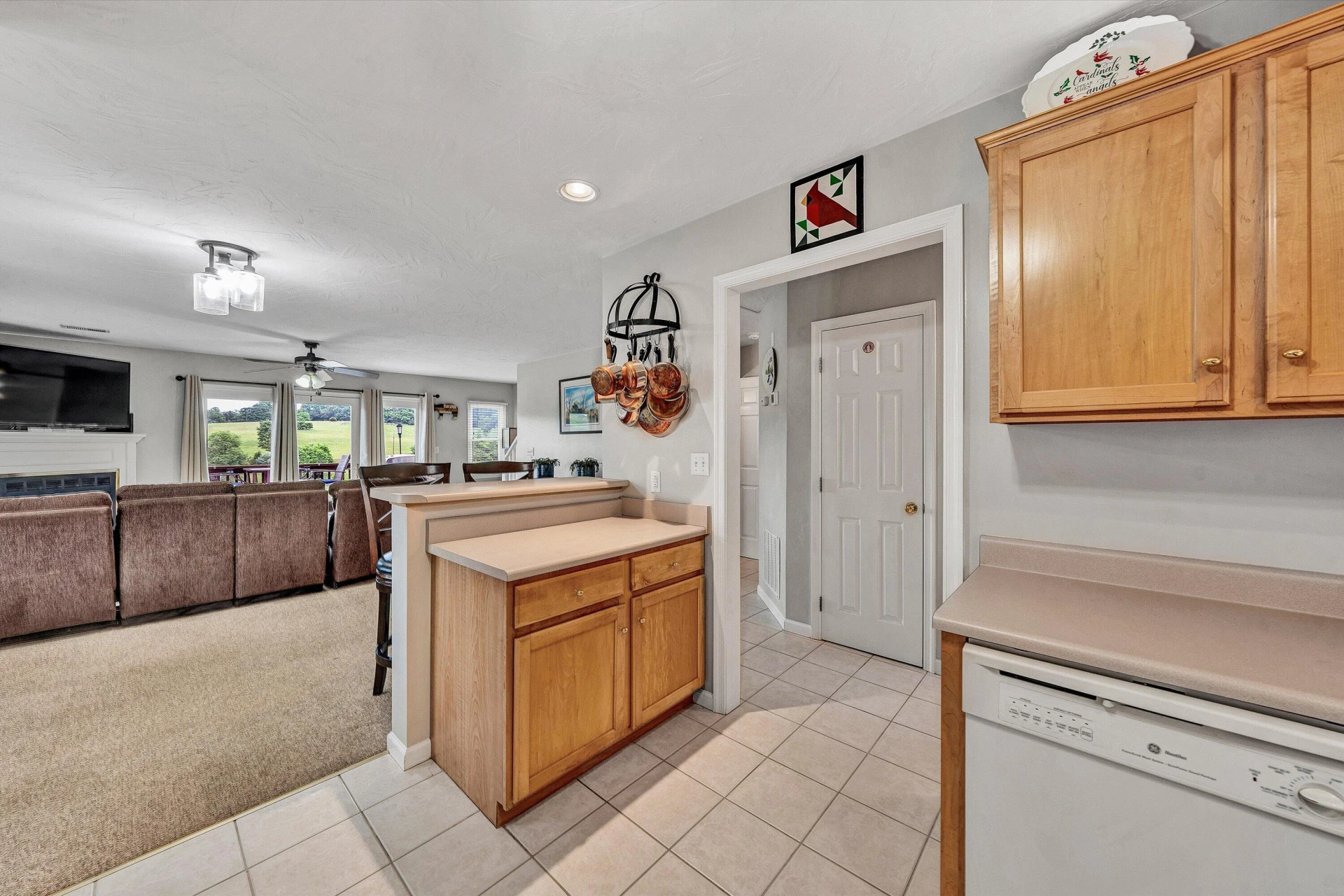 375 Cambridge CT #B1 - Photo 6
