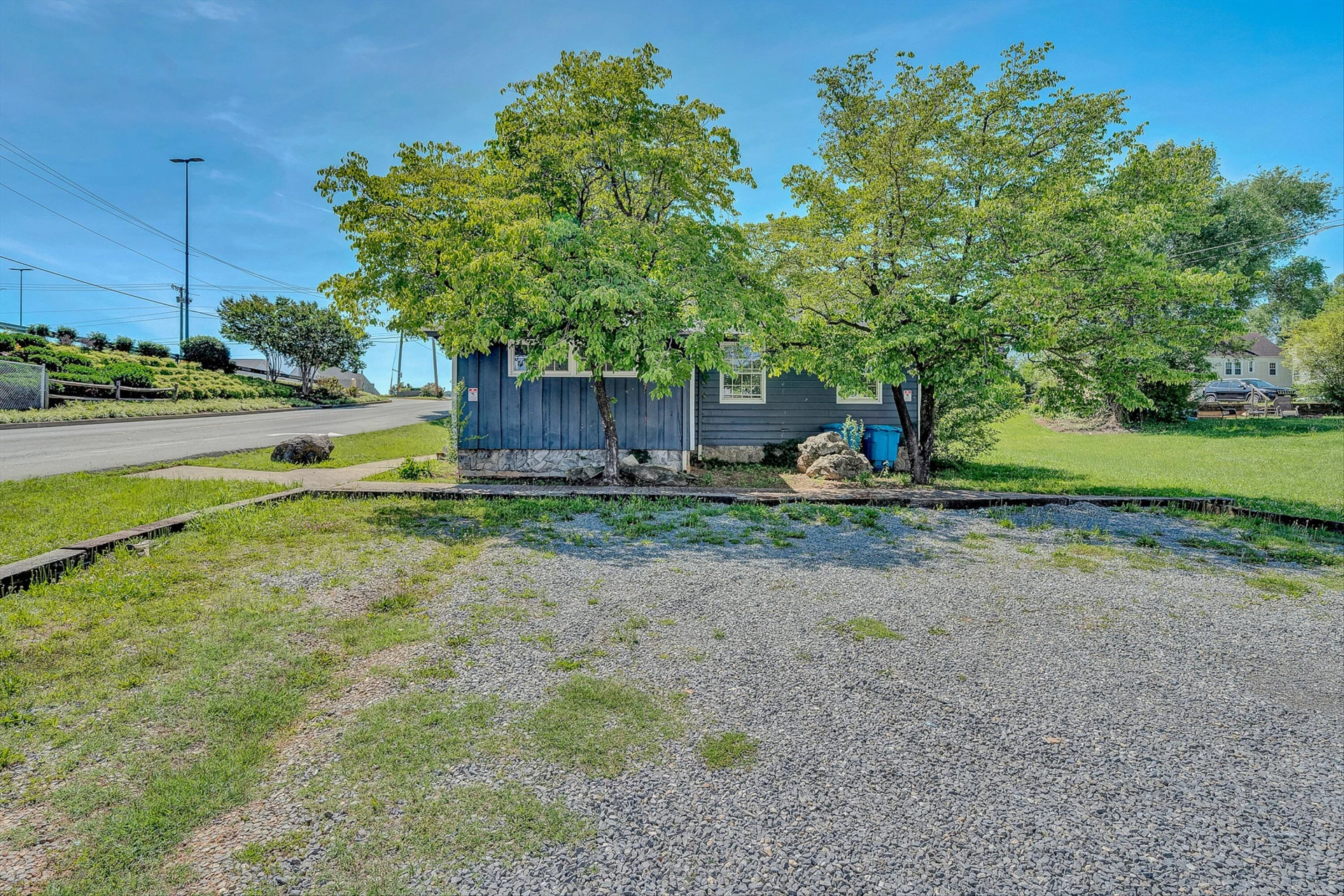 2302 Winthrop AVE SW - Photo 11